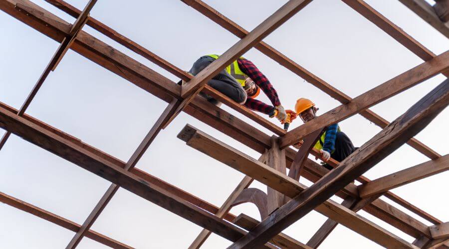 Professional gutter cleaning services in Ewing, VA